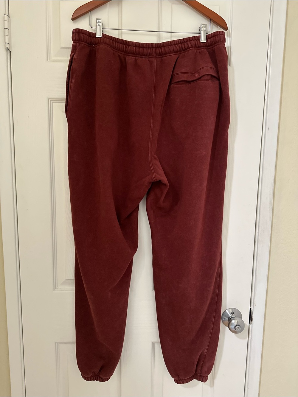 Nike Sportswear Club Fleece Washed Joggers Burgundy Maroon Acid Wash XL GUC - Picture 3 of 7